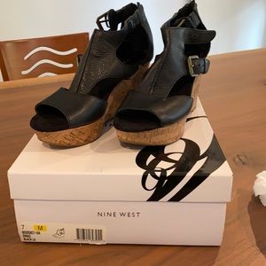 Nine West platform open toe black leather